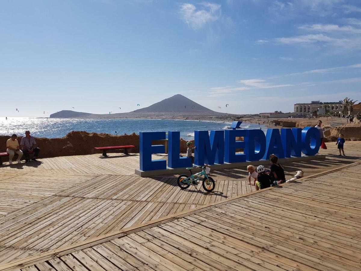Alquilaencanarias El Medano Mirazul Plaza Roja المظهر الخارجي الصورة