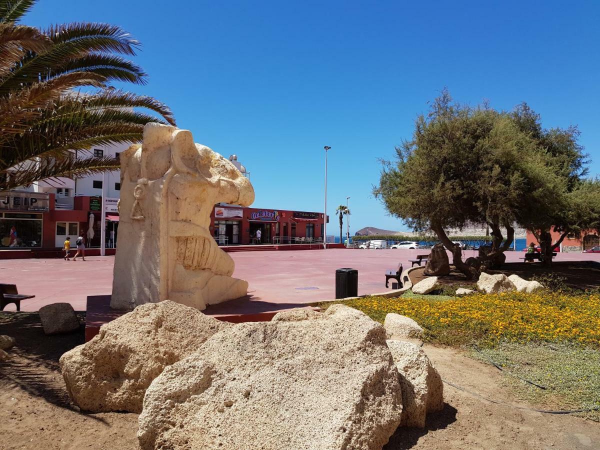 Alquilaencanarias El Medano Mirazul Plaza Roja المظهر الخارجي الصورة